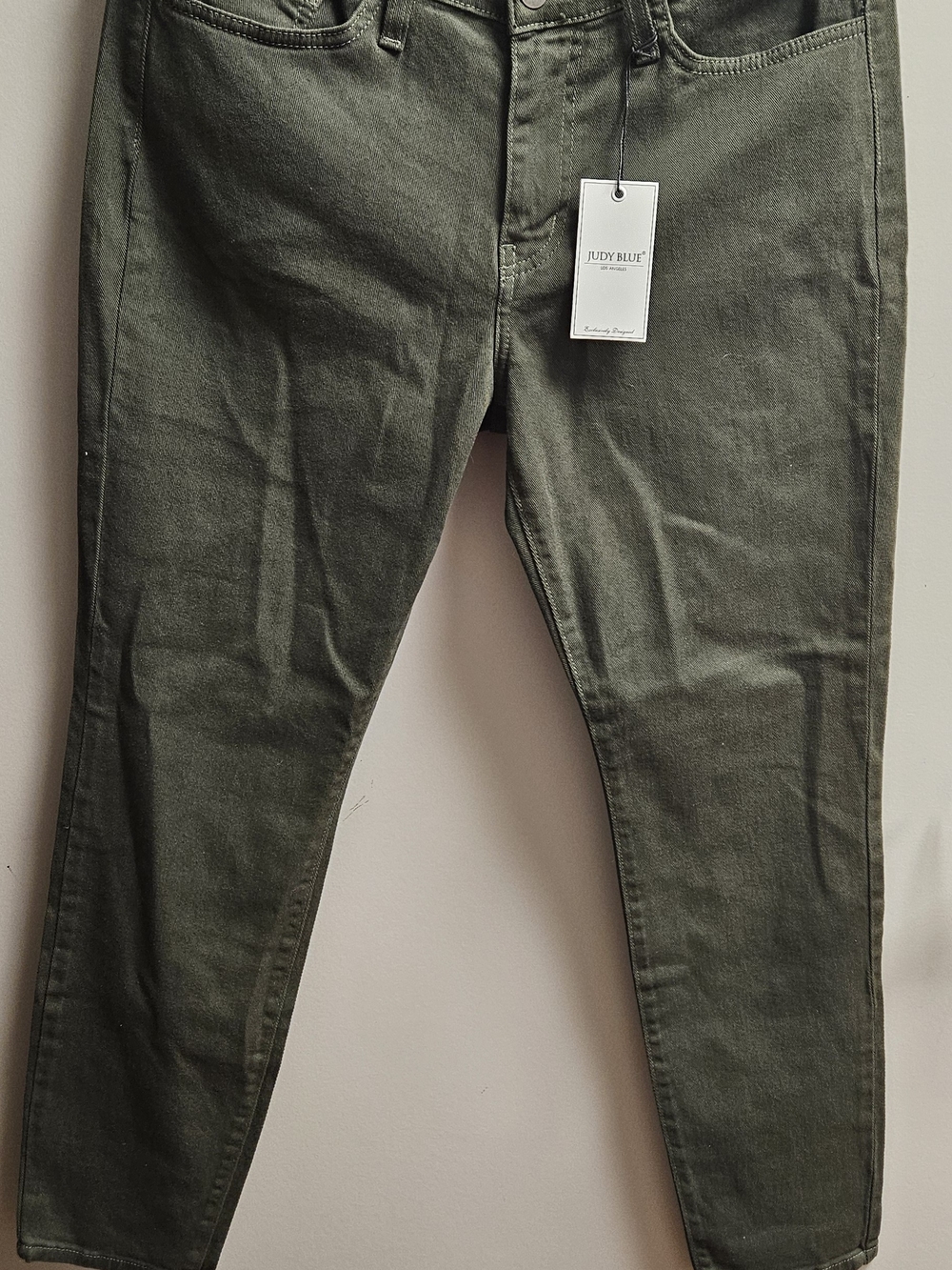 Judy Blue Women's Olive Green Stretch Jeans. Fall, Trendy